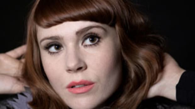 Kate Nash got past a wardrobe malfunction early in the show at New York City’s Terminal 5 to deliver a set that delighted her fans.