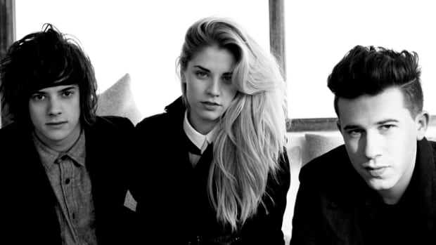After London Grammar’s show at NYC’s Terminal 5 had been postponed twice, the band made up for it with a spellbinding show on Wednesday, January 28th.