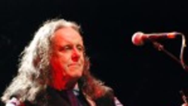 Donovan performs Sept. 24 during the Reeperbahn Festival in Hamburg, Germany. (Photo by Chris M. Junior)