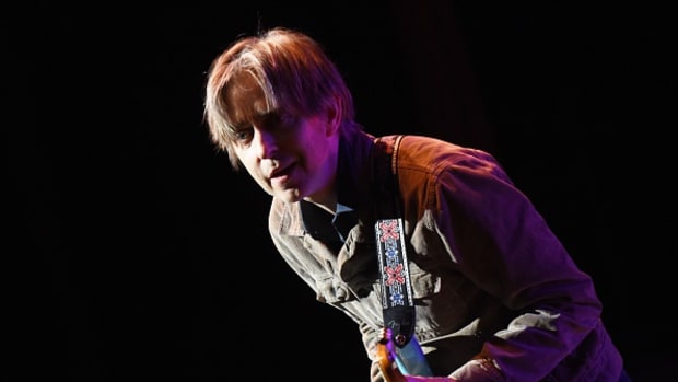  Eric Johnson live. (Photo by Chris McKay/Getty Images)