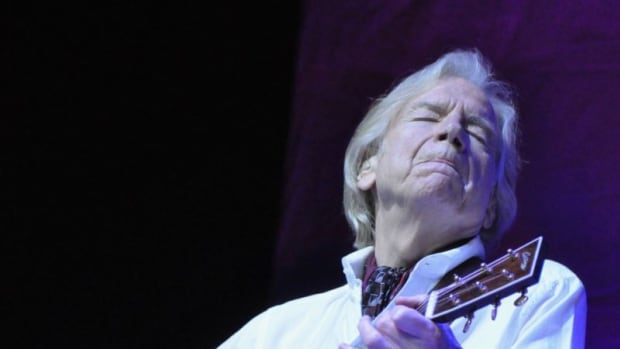  Justin Hayward in the Royal Theater of Mariner of The Seas during On The Blue Cruise, February 14, 2019.