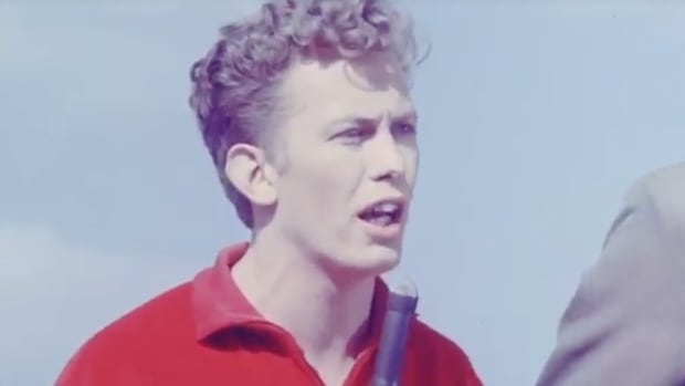  Travis Pike in 1966 performing live with the Brattle Street East.