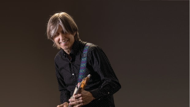  Photograph of Eric Johnson at Max Crace Studio in Austin, TX. Photo by Max Crace.August 2017