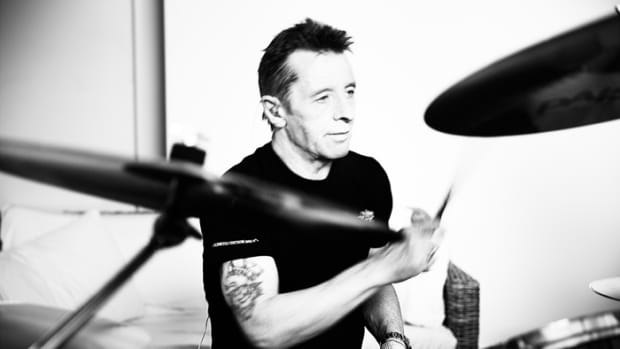  Phil Rudd where he feels the most comfortable: behind the drums. Photo by M. Cutelli.