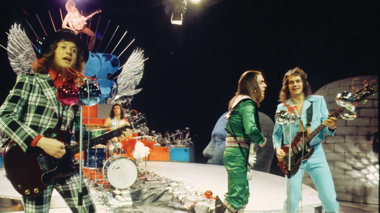 Cum on re-feel the noize with Slade