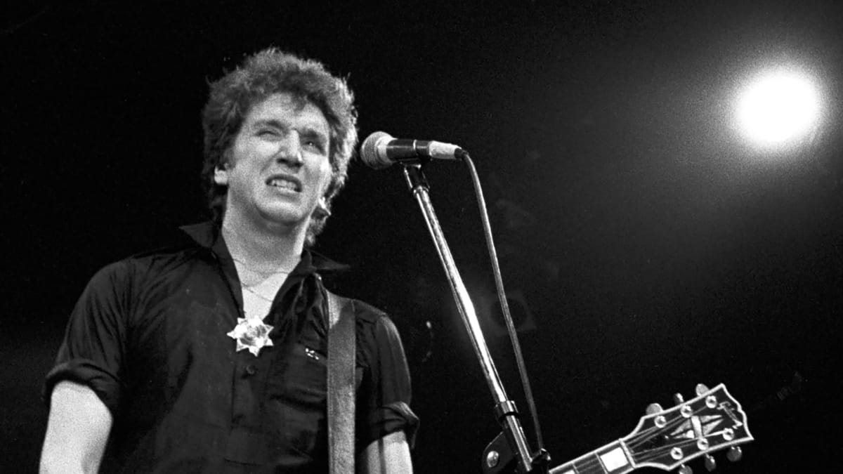Sex Pistols Steve Jones Admits He Would Rather Listen To Steely Dan Than Punk Goldmine Magazine Record Collector Music Memorabilia