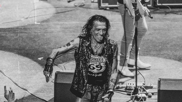 Stephen Pearcy Of Ratt Names His 6 Favorite Rock Vocalists Goldmine Magazine Record Collector