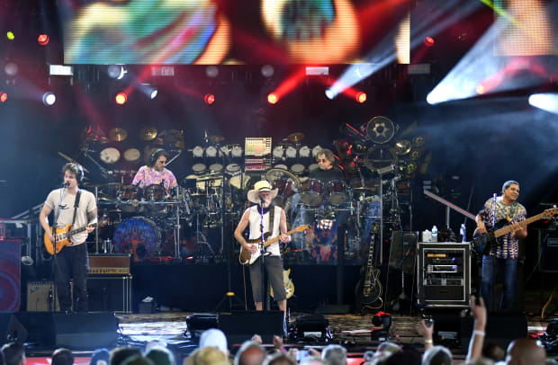 DEAD AND COMPANY  FIRST SET  JULY 1 2022 PHOTO FRANK WHITE BETHEL WOODS CENTER FOR THE ARTS BETHEL NEW YORK (3)