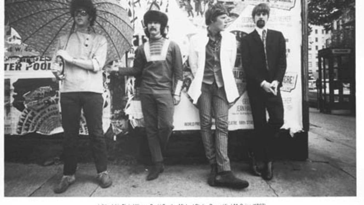 The Byrds Roger Mcguinn Is Still Flying High Goldmine Magazine Record Collector Music Memorabilia The Byrds Roger Mcguinn Is Still Flying High Goldmine Magazine Record Collector Music Memorabilia