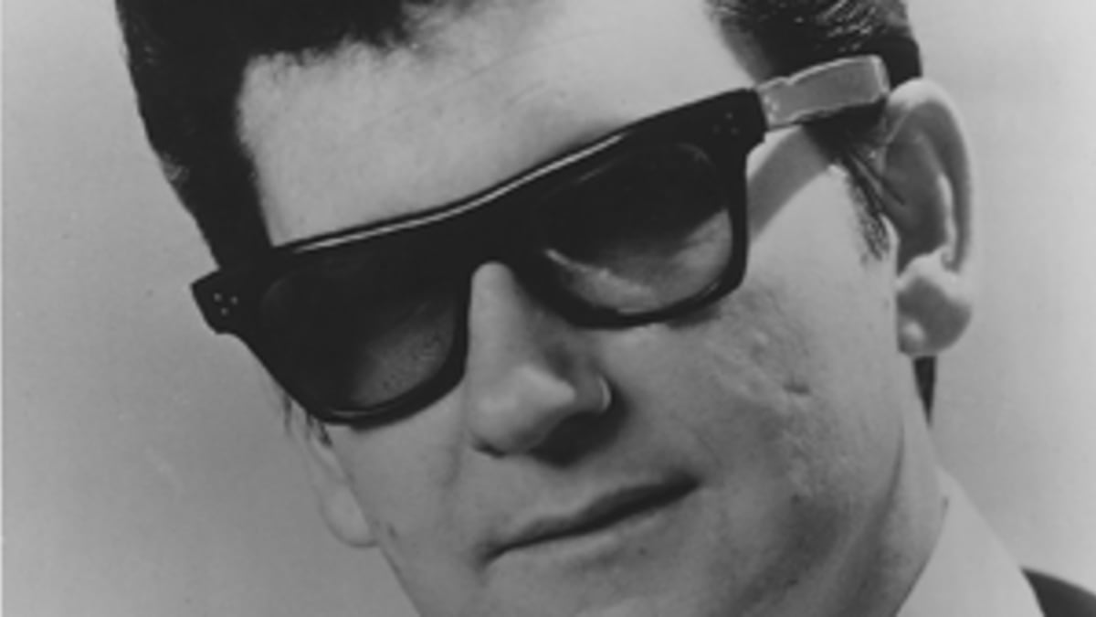 Why did roy orbison wear glasses hot sale