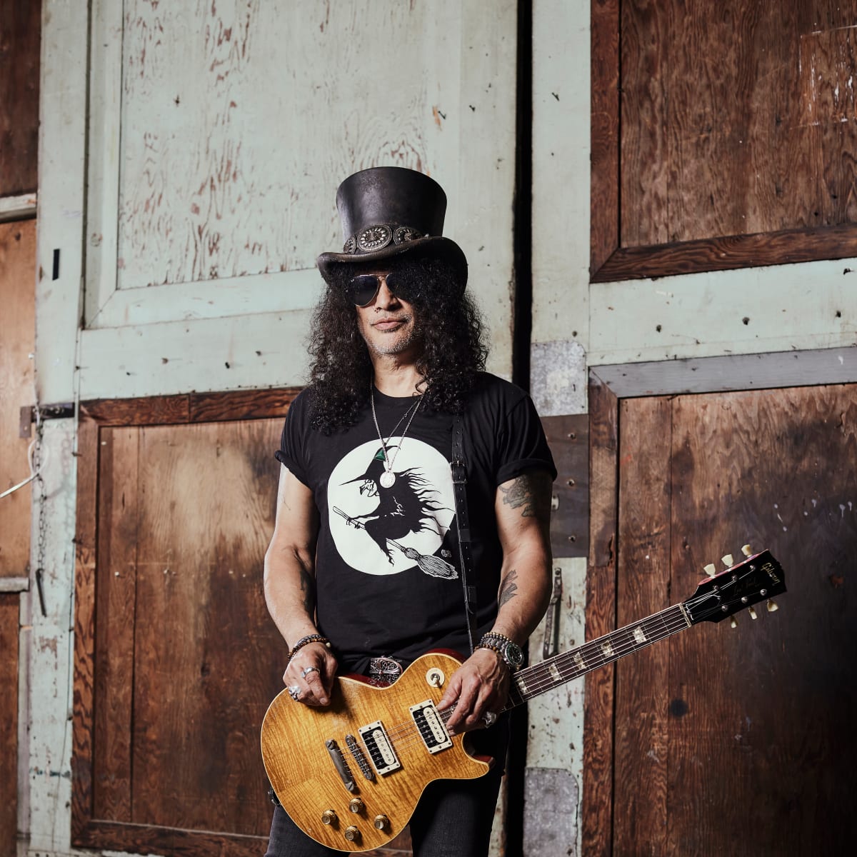 Slash on being raised with rock royalty, latest Conspirators, never owning  'Appetite' LP - Goldmine Magazine: Record Collector & Music Memorabilia