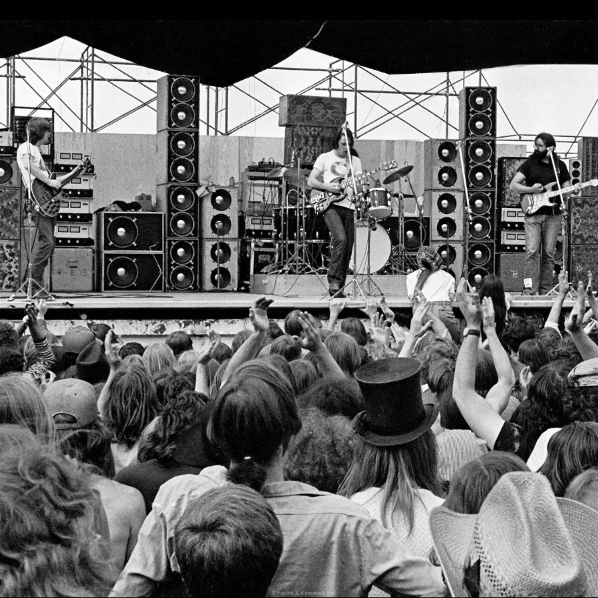 Grateful Dead box unreleased, sought-after shows for limited