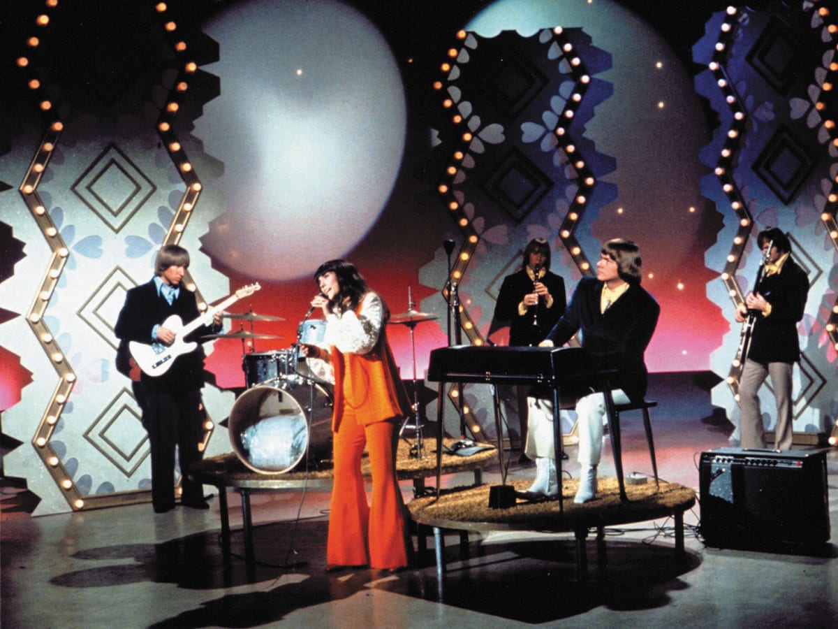 The Carpenters: Richard Carpenter on Beatles meetings, Karen's "old soul,"  more - Goldmine Magazine: Record Collector & Music Memorabilia