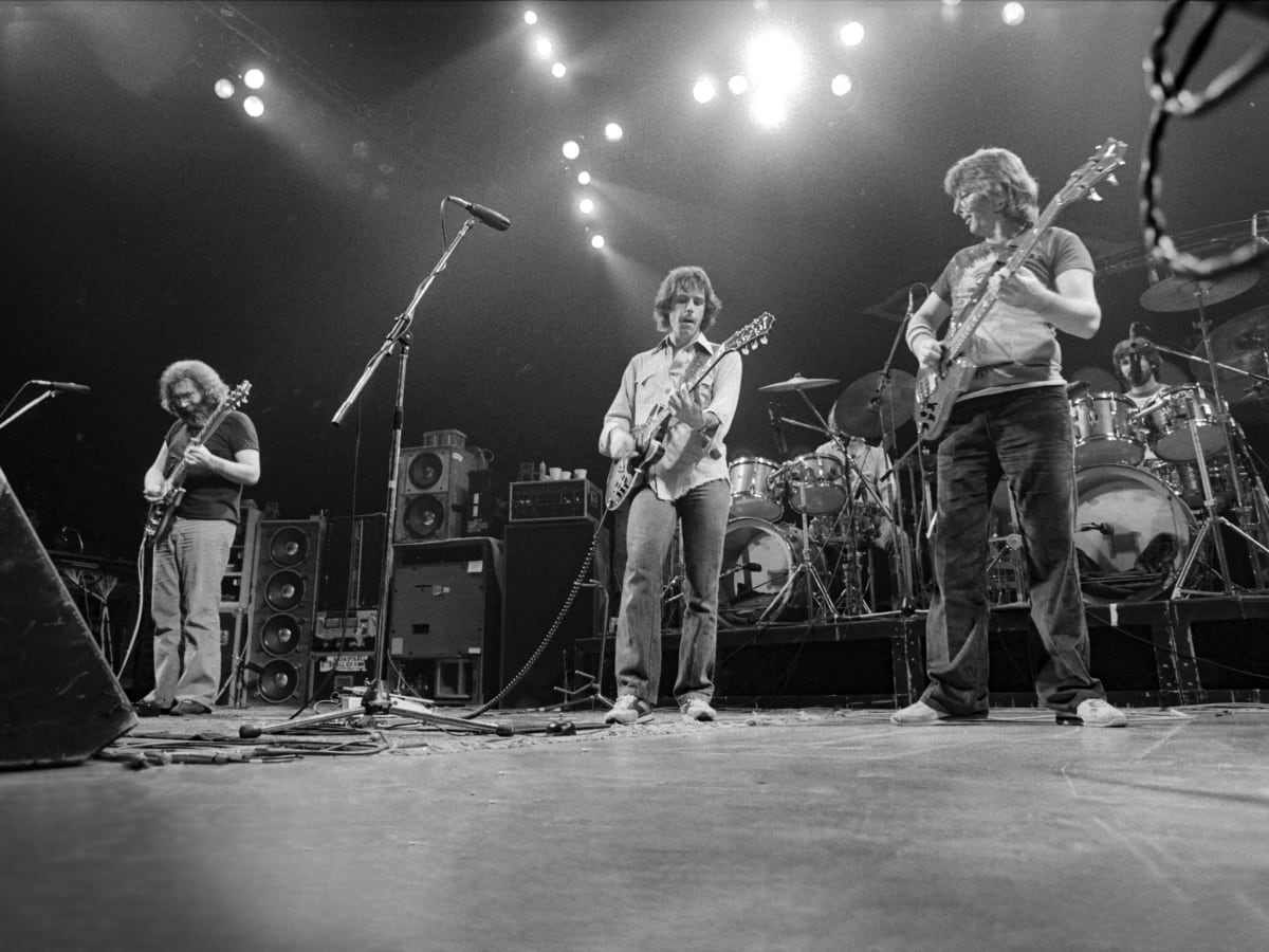 Grateful dead best sale apple watch band