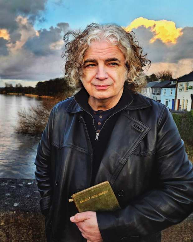 JakkoMJakszyk_promophoto_1_by_LouisePatriciaCrane_credit