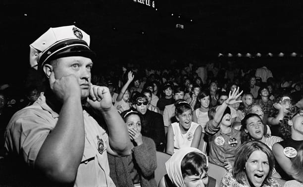 Beatles crowd Mirrorpix Chuck Gunderson Some Fun Tonight