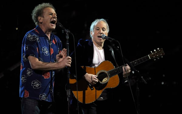 Paul Simon, right, and Art Garfunkel perform at the 25th Anniversary Rock & Roll Hall of Fame concert at Madison Square Garden,Thursday, Oct. 29, 2009 in New York. (AP Photo/Henny Ray Abrams)