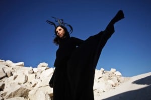 PJ Harvey will be doing a live webcast from Paris on Monday, February 14th that can be accessed on her www.pjharvey.net Web site.