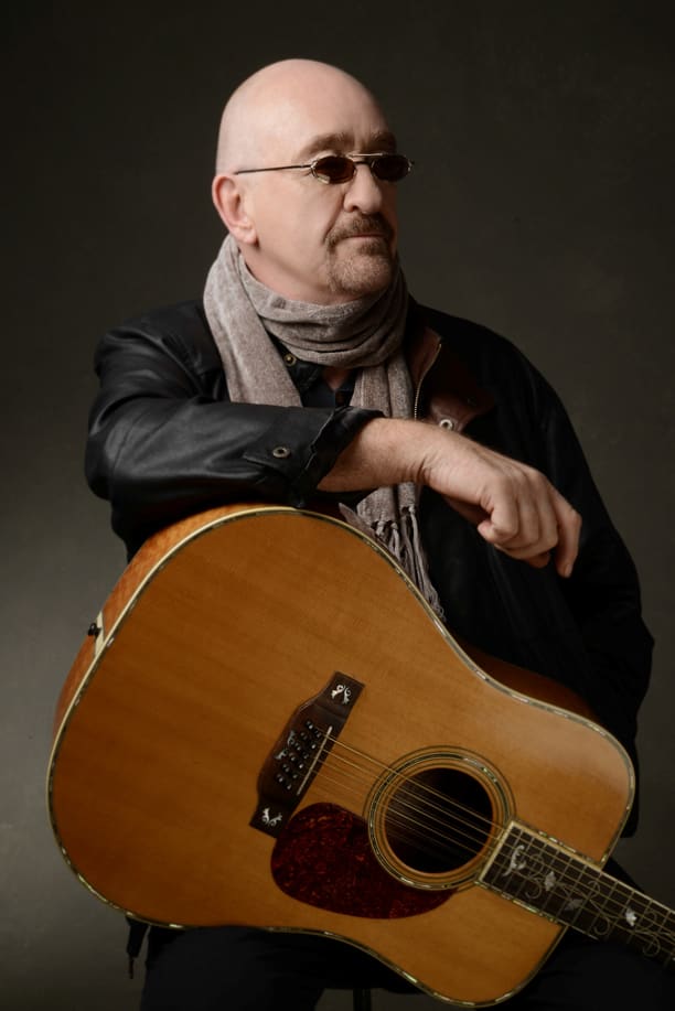 Dave Mason publicity photo by Chris Jensen