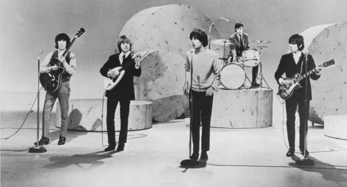 Rolling Stones perform