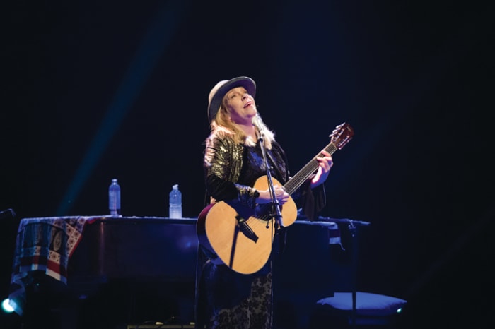 Rickie Lee Jones performs at La Cigale on March 3, 2018 in Paris, France. (Photo by David Wolff - Patrick/Redferns)
