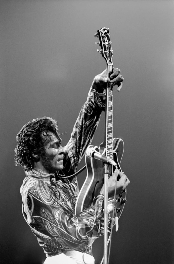 Chuck Berry performs live at Madison Square Garden on October 15, 1971 in New York City, New York. (Photo by Michael Ochs Archives/Getty Images)