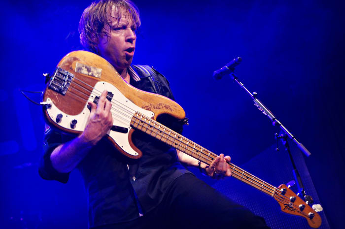 Foreigner Hot Blooded: