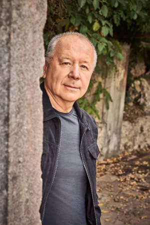 Jim Kerr from Simple Minds.  Press picture