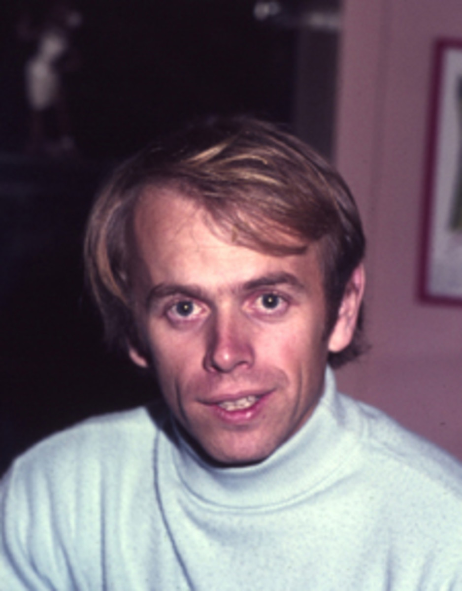 Relive those 'Summer Days (And Summer Nights!!)' with Al Jardine