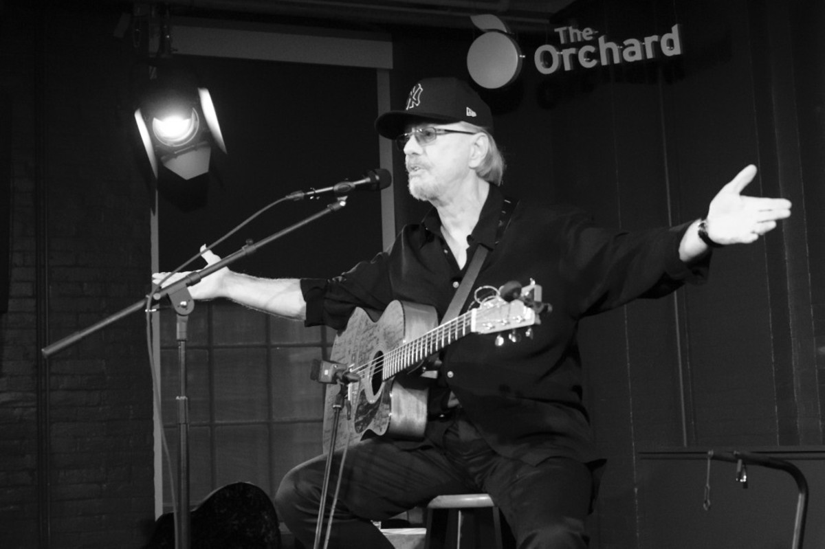 Dion DiMucci pauses between songs Oct. 21 at the Orchard offices in Manhattan. (Photo by Chris M. Junior)