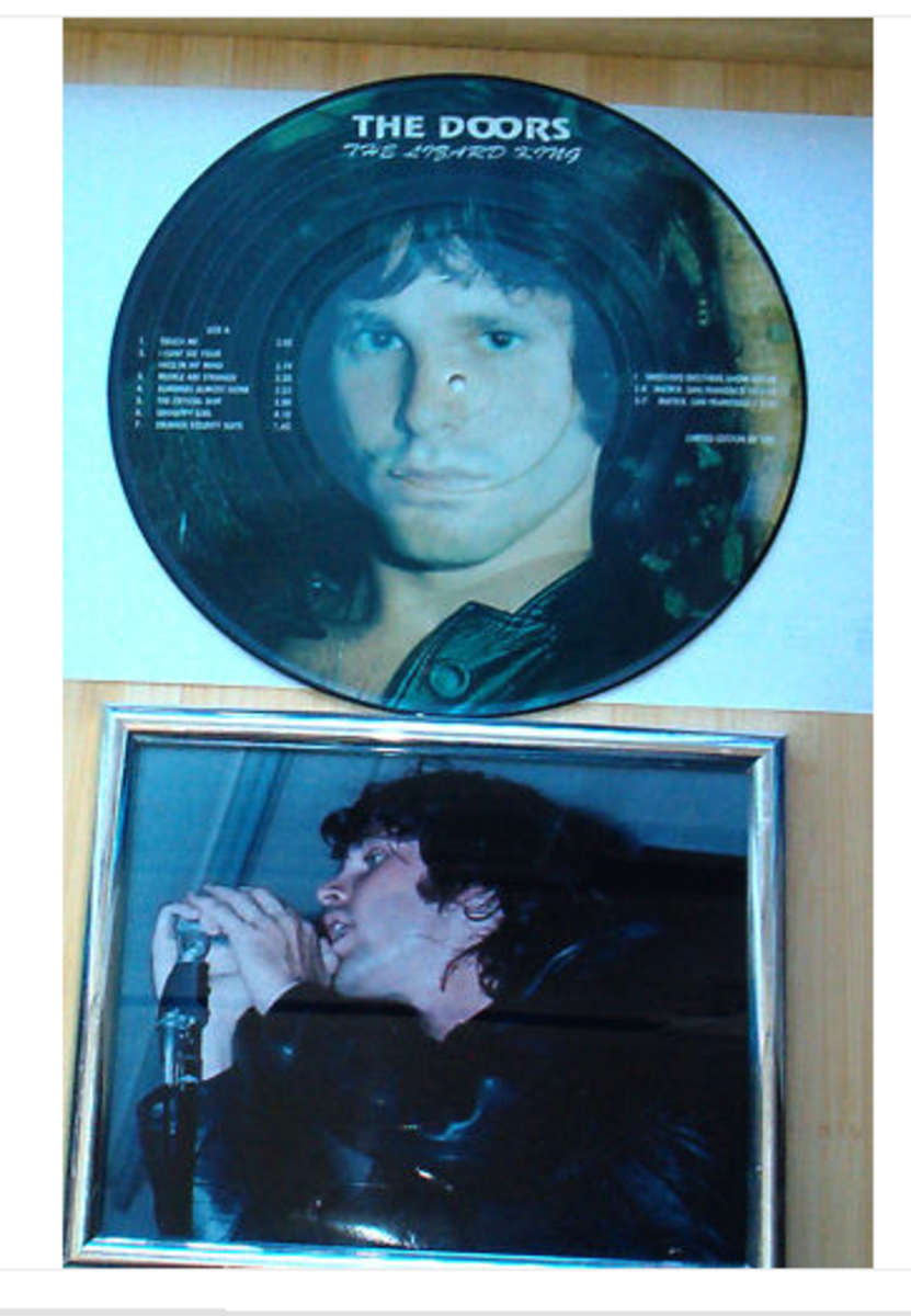The Doors SET OF 4 BUTTONS or MAGNETS or MIRRORS pins Jim Morrison pinback #1280 