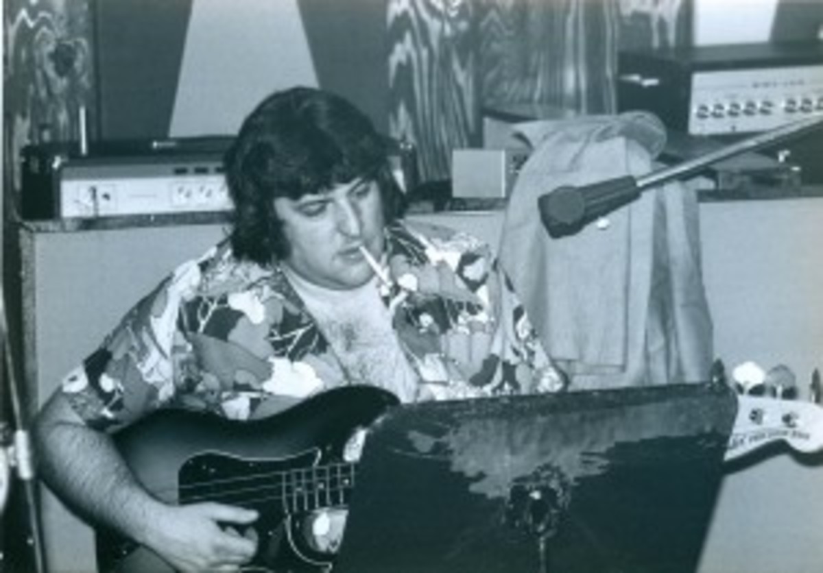 Bob Babbitt in 1974 (photo courtesy of Ed Stasium)