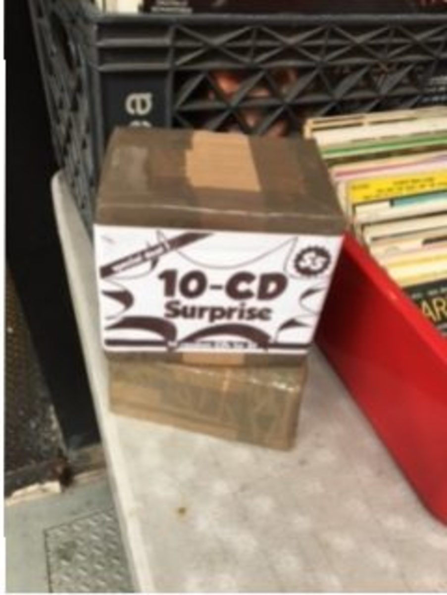 "Mystery CD Box" 