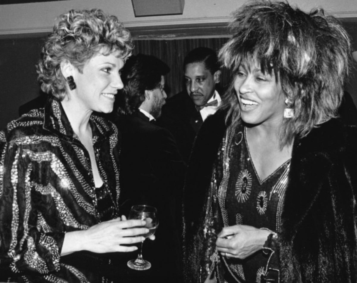 Anne Murray and Tina Turner, mid-1980s, annemurray.com