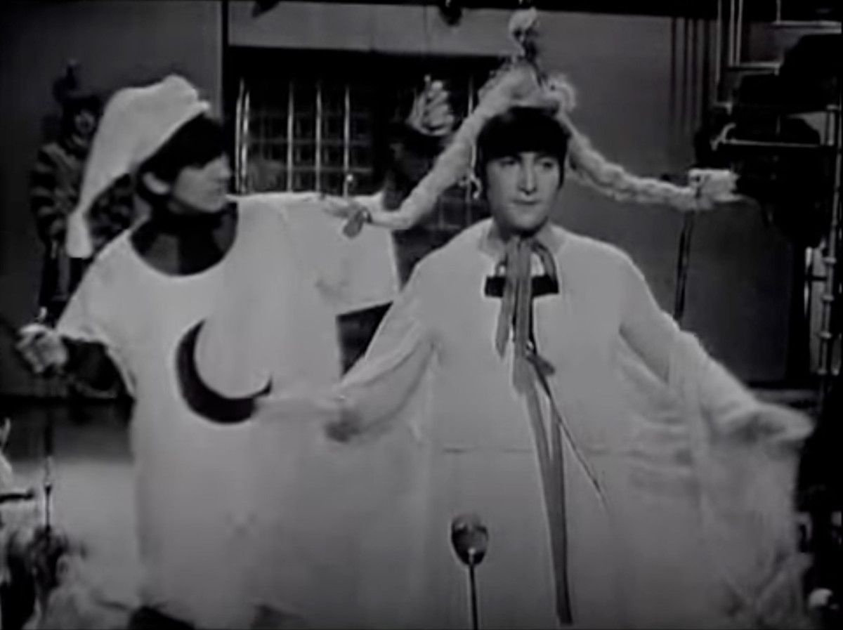 George Harrison (left) and John Lennon.