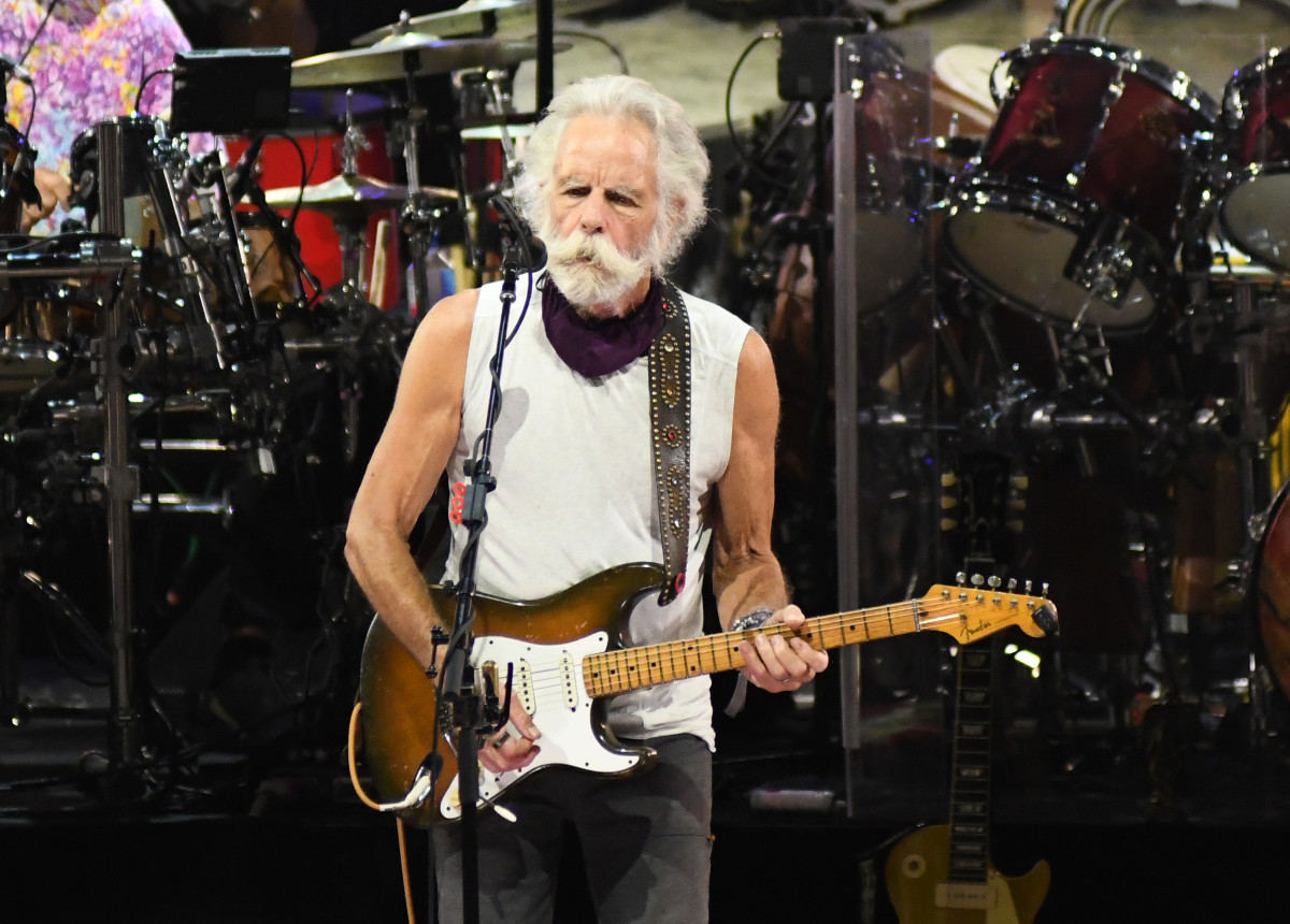 BOB WEIR sans white hat for the second set of the show. Photo by Frank White.