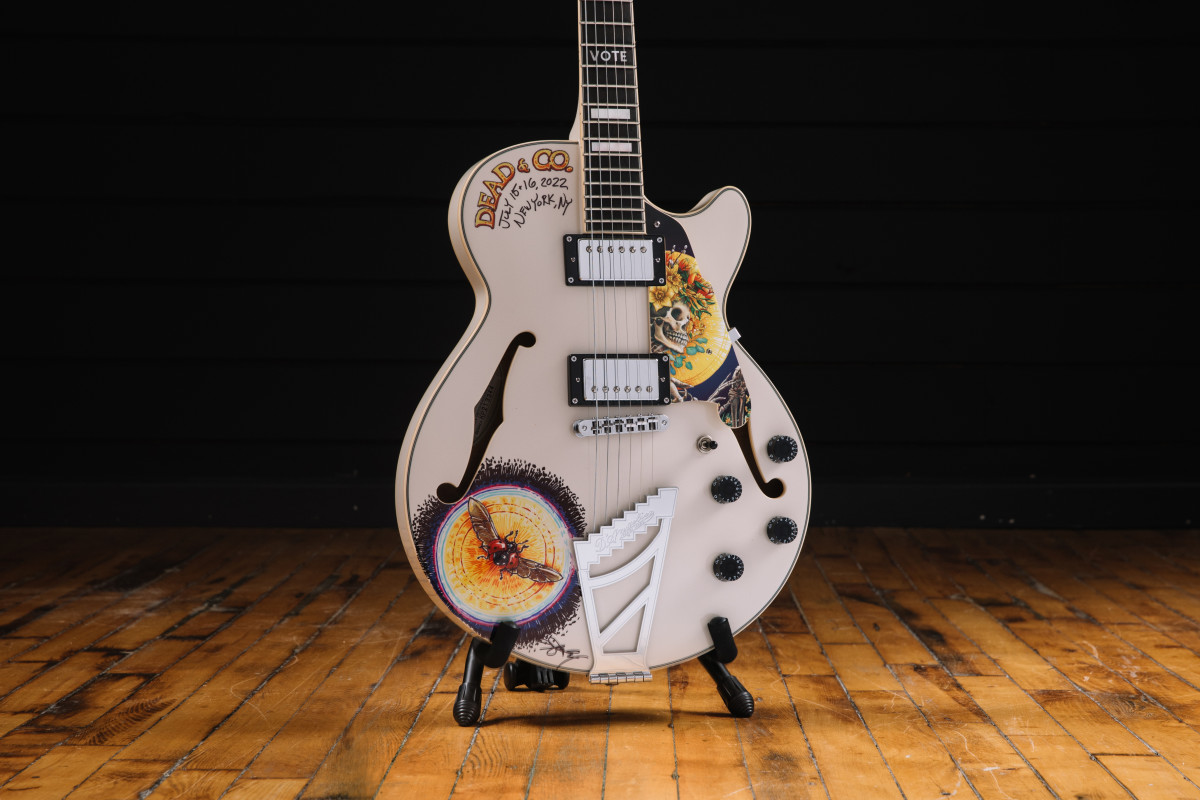 The D’Angelico "NYC" Guitar was auctioned off for $75K.