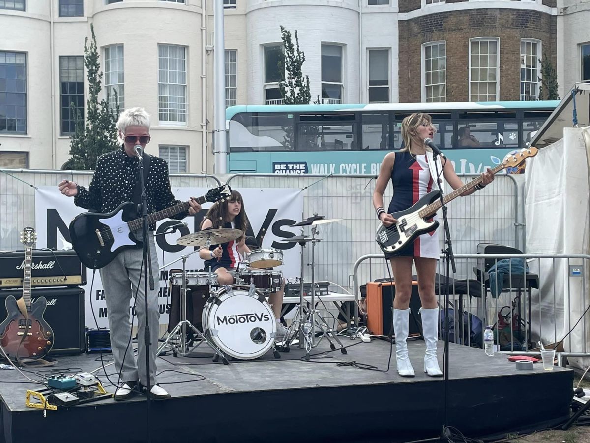 The teenage London-based band The Molotovs performed two outdoor sets on the closing day of the exhibition, Monday, August 29th. (Photo by John Curley)